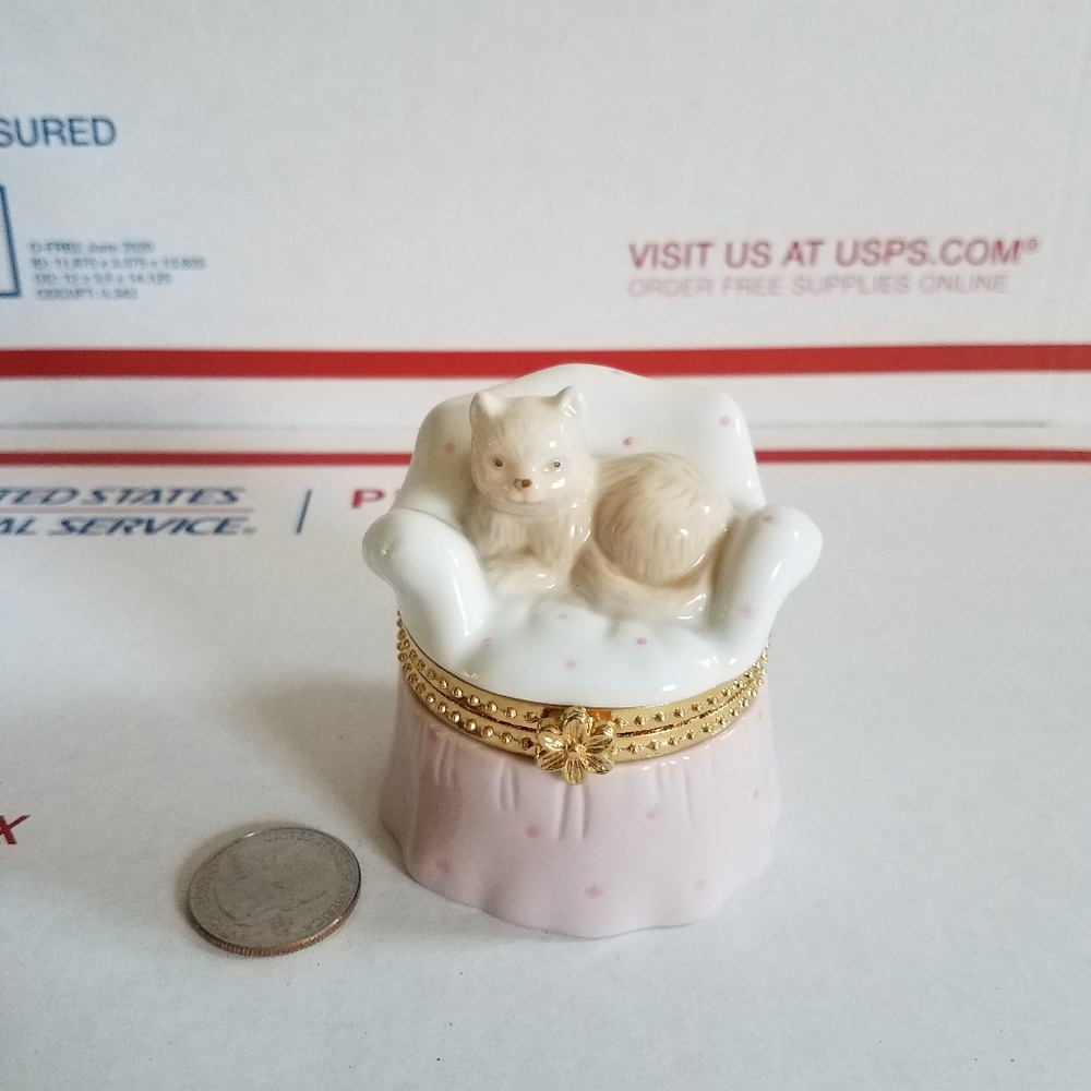 Cat Couch Jewelry Box